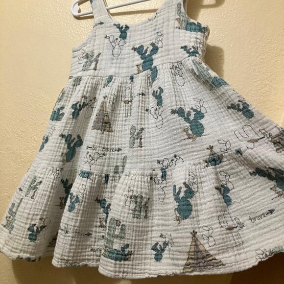 Goochiegoo Girls White Desert Pattern Sleeveless Flowy Tiered Dress Size 5 - Picture 3 of 5